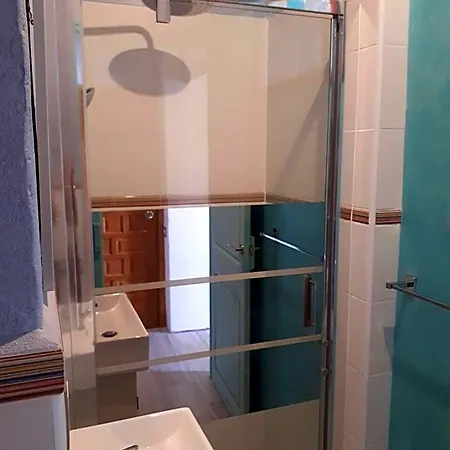 Allotjament i esmorzar Casa De 4*